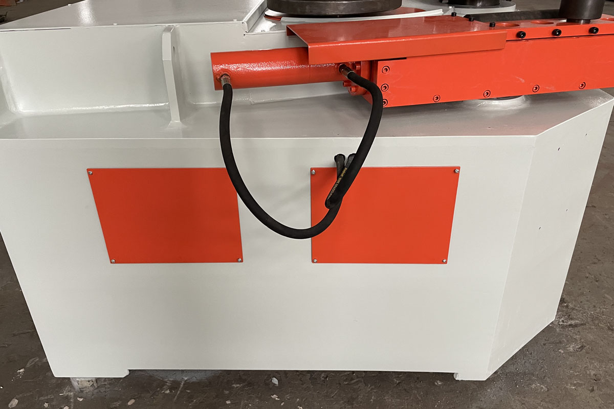 什么是型材彎曲機，概述其應用范圍